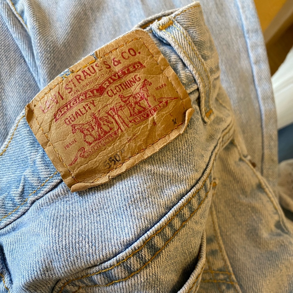 levis 550